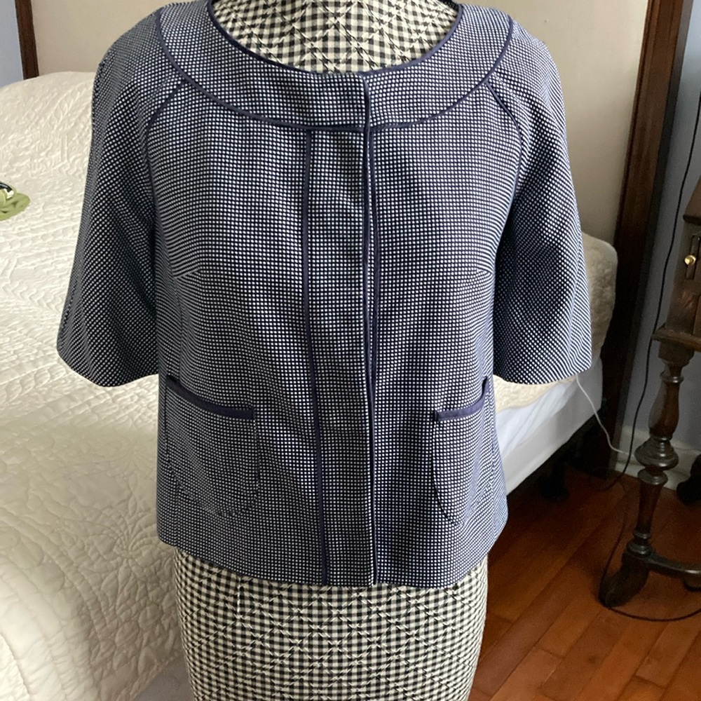 Ann Taylor LOFT cropped swing jacket size 2